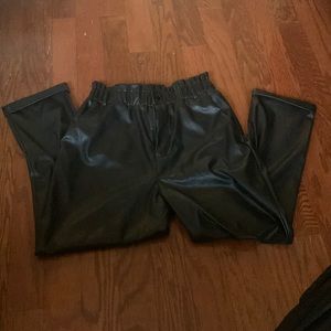 🖤Leather ish pants🖤